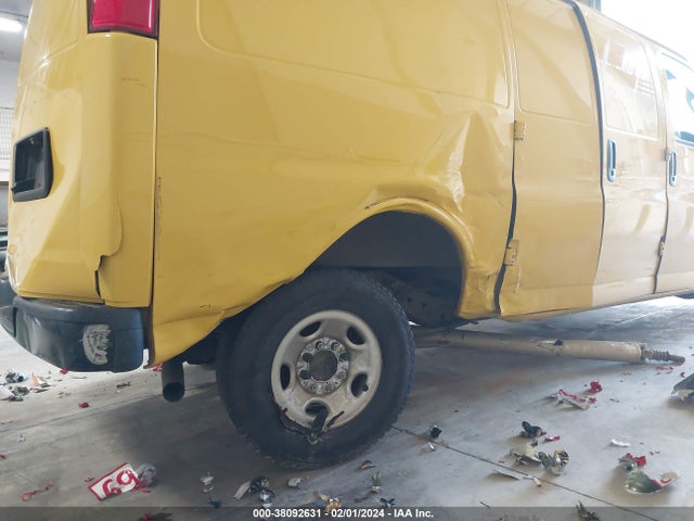 Chevrolet Express 2500 Work Van 2019 1GCWGAFP8K1245206 Image 6