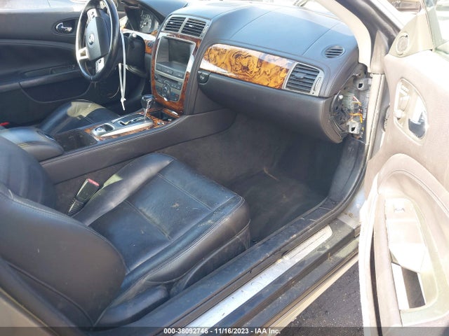 2007 JAGUAR XKR SAJWA43C779B17296 Photo 4