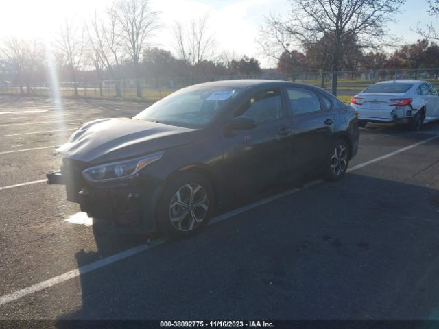 3KPF24AD5KE100196 KIA Forte Lxs