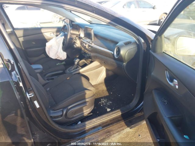3KPF24AD5KE100196 KIA Forte Lxs