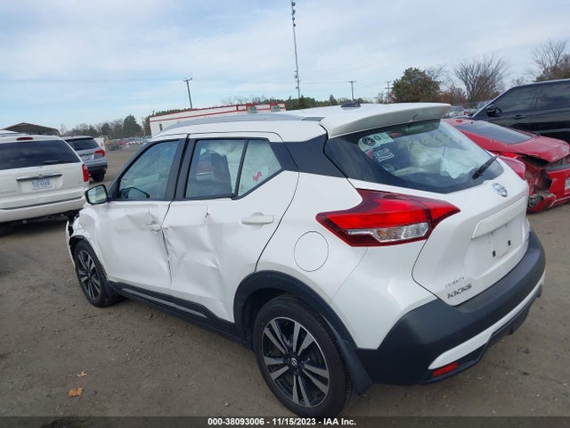 2019 NISSAN KICKS SR VIN: 3N1CP5CU8KL529659