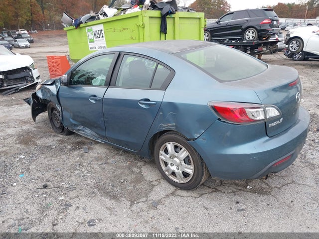 2011 MAZDA MAZDA3 I SPORT VIN: JM1BL1UFXB1393927