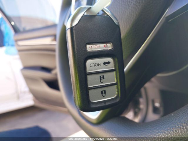 1HGCV1F17KA110157 Honda ACCORD LX