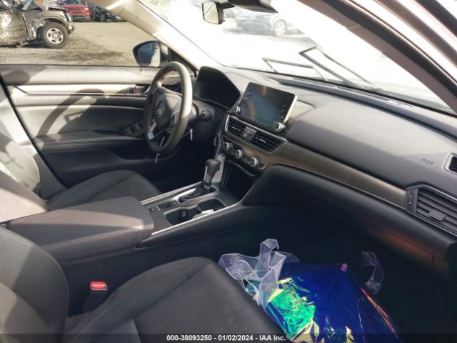 1HGCV1F17KA110157 Honda ACCORD LX