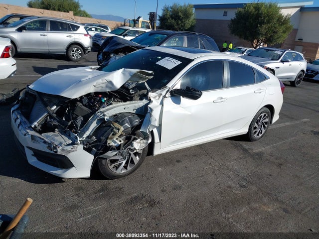 Honda CIVIC EX 2018 2HGFC2F75JH541979 Image 2