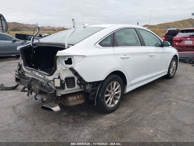Hyundai SONATA SE 2019 5NPE24AF1KH730547 Image 4