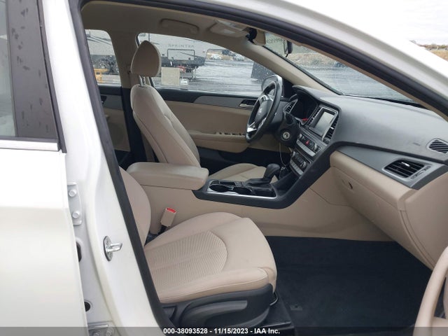 Hyundai SONATA SE 2019 5NPE24AF1KH730547 Image 5
