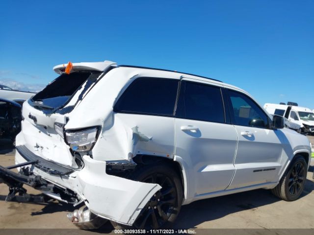 1C4RJEAG5JC392499 Jeep Grand Cherokee Altitude 4x2