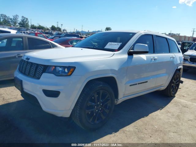 1C4RJEAG5JC392499 Jeep Grand Cherokee Altitude 4x2