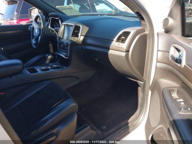 1C4RJEAG5JC392499 Jeep Grand Cherokee Altitude 4x2