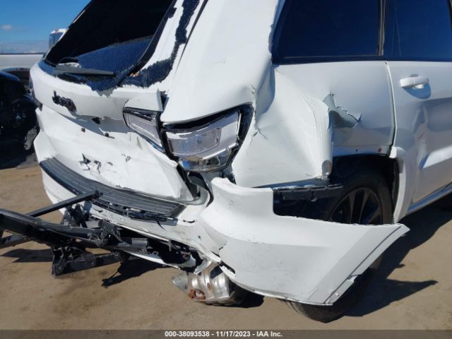 1C4RJEAG5JC392499 Jeep Grand Cherokee Altitude 4x2