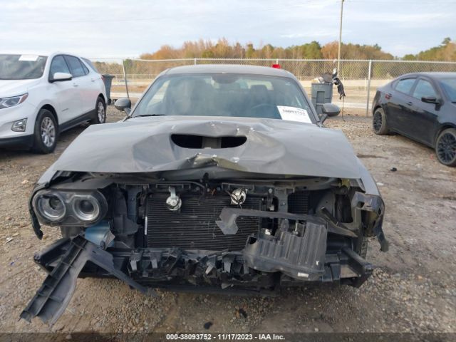 2C3CDZJG6KH557323 Dodge Challenger Gt