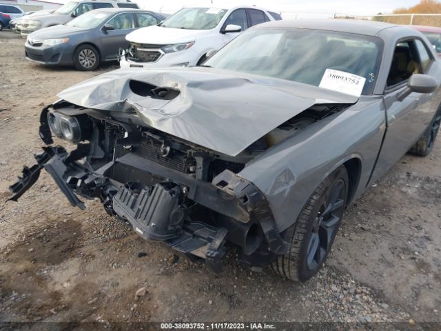 2C3CDZJG6KH557323 Dodge Challenger Gt