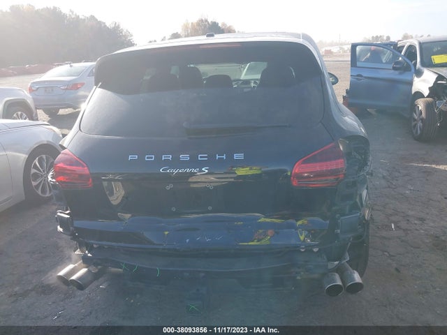 2017 PORSCHE CAYENNE WP1AB2A26HLA50145 Photo 5
