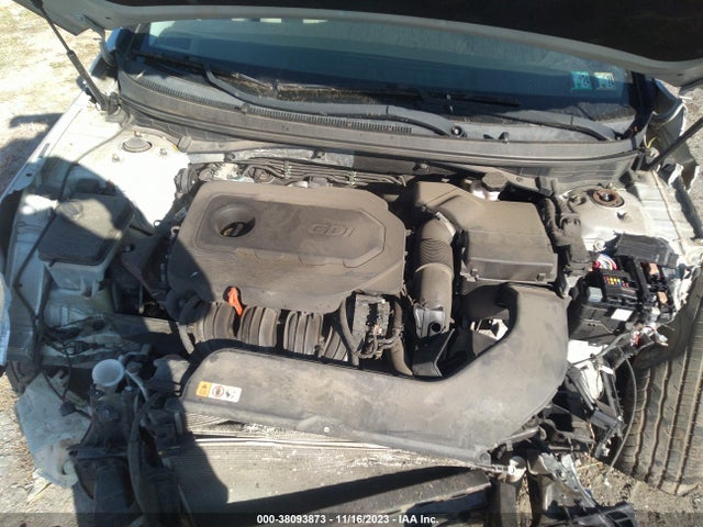 2015 HYUNDAI SONATA SPORT VIN: 5NPE34AF4FH031822