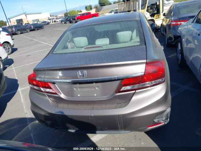 19XFB2F52EE252737 Honda Civic Lx