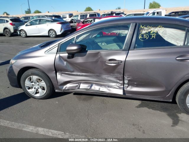 19XFB2F52EE252737 Honda Civic Lx