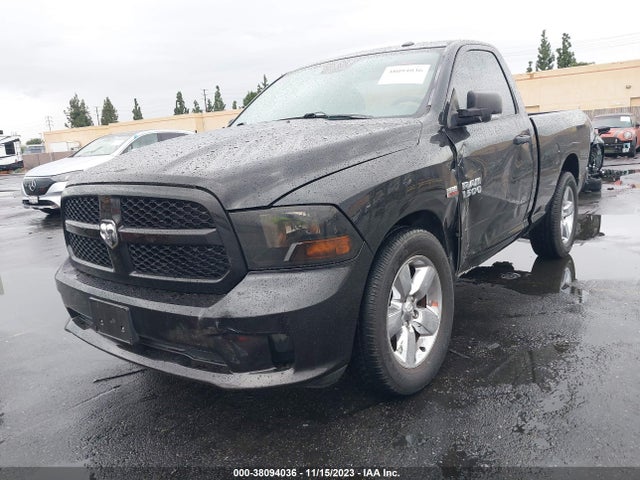 RAM 1500 Express 2016 3C6JR6AT0GG373946 Image 2