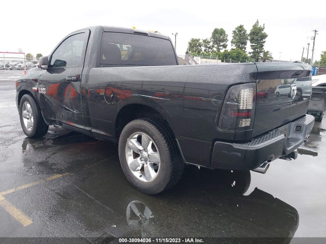 RAM 1500 Express 2016 3C6JR6AT0GG373946 Image 3