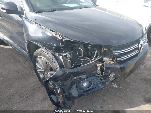 2012 VOLKSWAGEN TIGUAN SE VIN: WVGAV7AX3CW557671