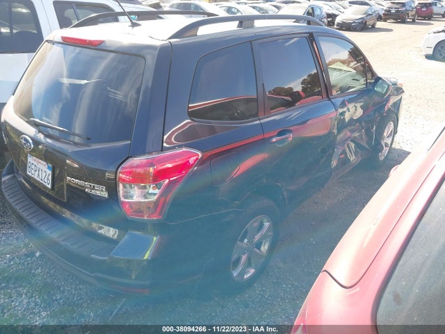 Subaru Forester 2.5i Premium 2014 JF2SJAEC2EH424787 Image 4