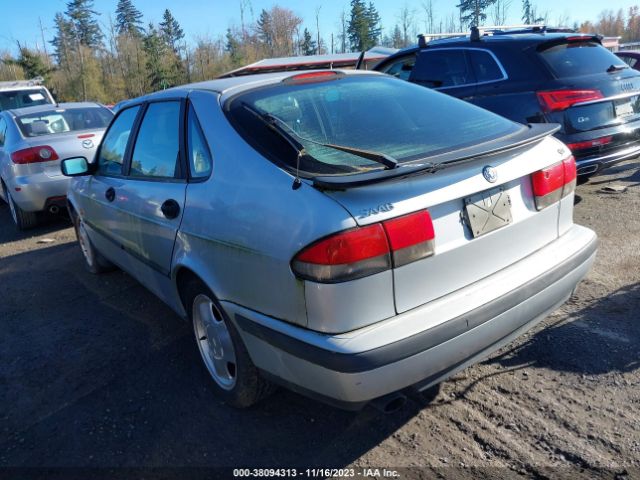 1999 SAAB 9-3 YS3DD58N3X2007860 Photo 2