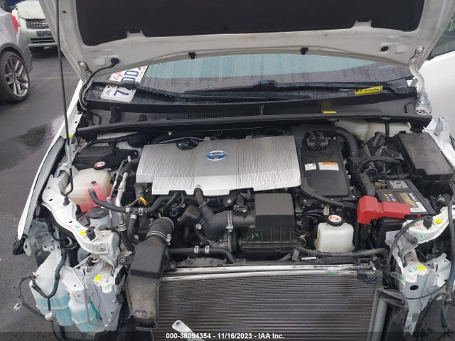 Toyota Prius Three Touring 2017 JTDKARFU4H3037809 Image 10