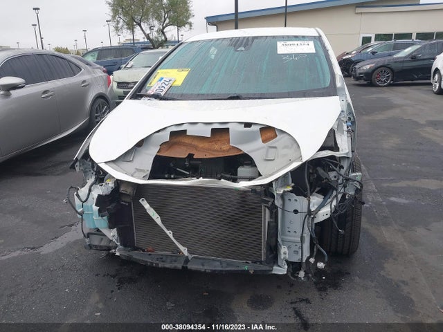 Toyota Prius Three Touring 2017 JTDKARFU4H3037809 Image 13