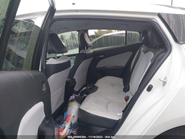 Toyota Prius Three Touring 2017 JTDKARFU4H3037809 Image 8