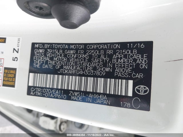 Toyota Prius Three Touring 2017 JTDKARFU4H3037809 Image 9