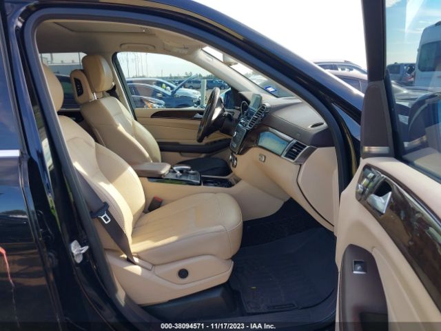 4JGDF6EE8HA744647 Mercedes-Benz Gls 450