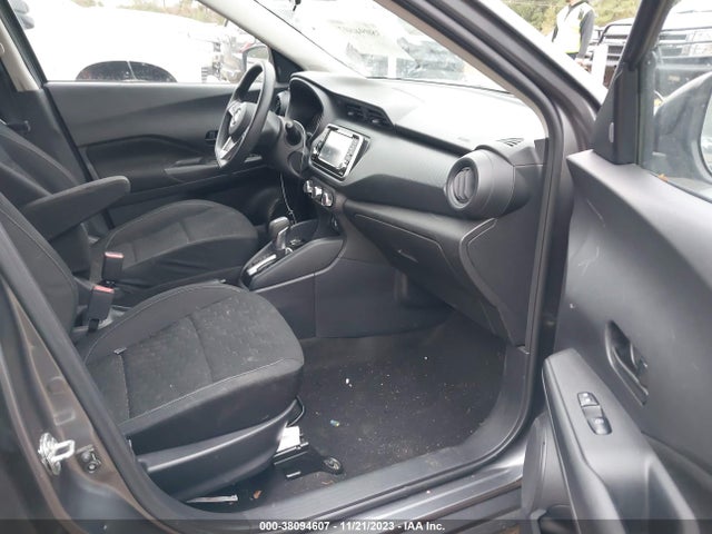 38094607 :رقم المزاد ، 3N1CP5BV2ML532134 vin ، 2021 Nissan Kicks S Xtronic Cvt مزاد بيع
