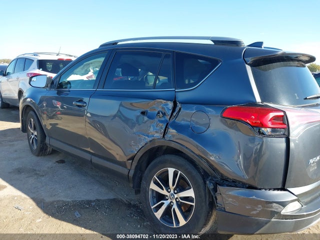 Toyota Rav4 Xle 2017 JTMWFREV9HD102466 Image 6