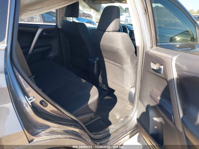 Toyota Rav4 Xle 2017 JTMWFREV9HD102466 Image 8