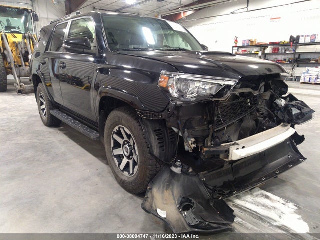 2019 TOYOTA 4RUNNER TRD OFF ROAD PREMIUM VIN: JTEBU5JR2K5616890