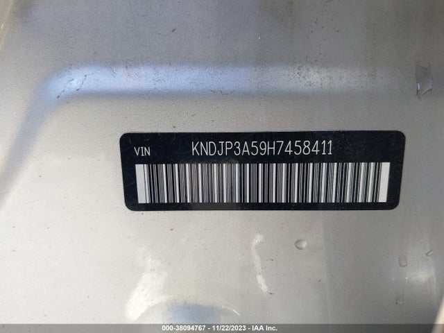 KIA SOUL + 2017 KNDJP3A59H7458411 Image 9