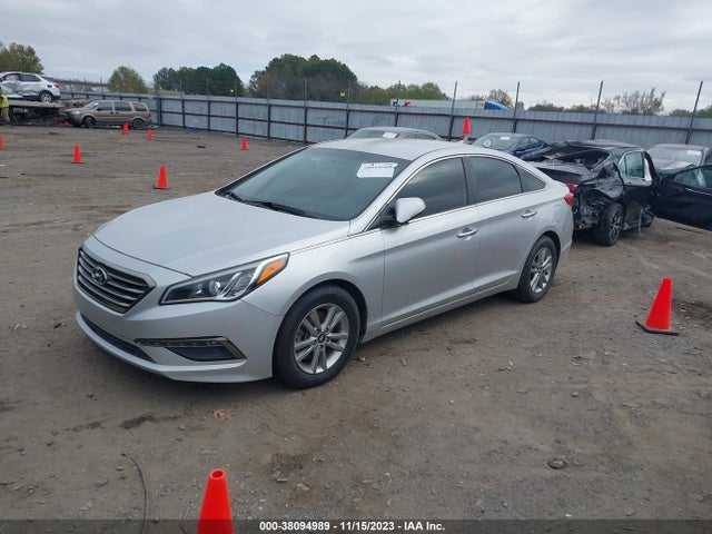 Hyundai SONATA ECO 2015 5NPE24AA7FH117066 Image 2