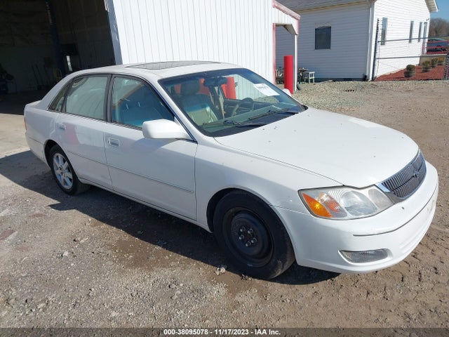2000 TOYOTA AVALON XLS VIN: 4T1BF28B4YU079049