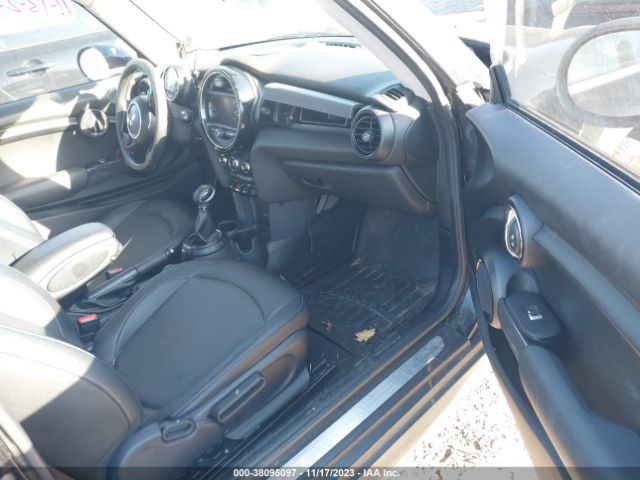 2015 MINI HARDTOP WMWXM5C51FT939878 Photo 4