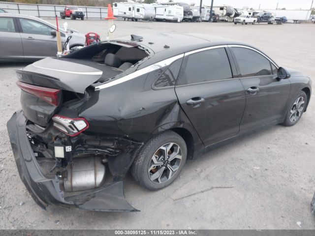 5XXG64J21NG088258 KIA K5 Gt-line