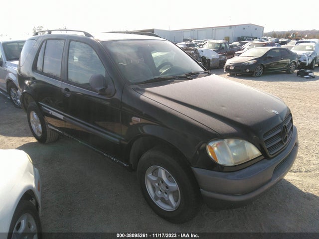 1998 MERCEDES-BENZ ML 320 CLASSIC VIN: 4JGAB54E6WA048165