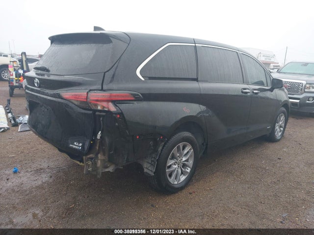 2021 TOYOTA SIENNA XLE VIN: 5TDYRKEC4MS055514