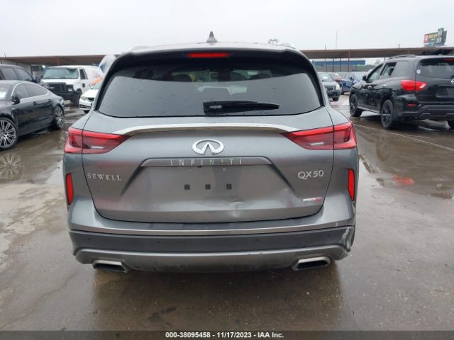 3PCAJ5M11LF109588 Infiniti Qx50 Essential