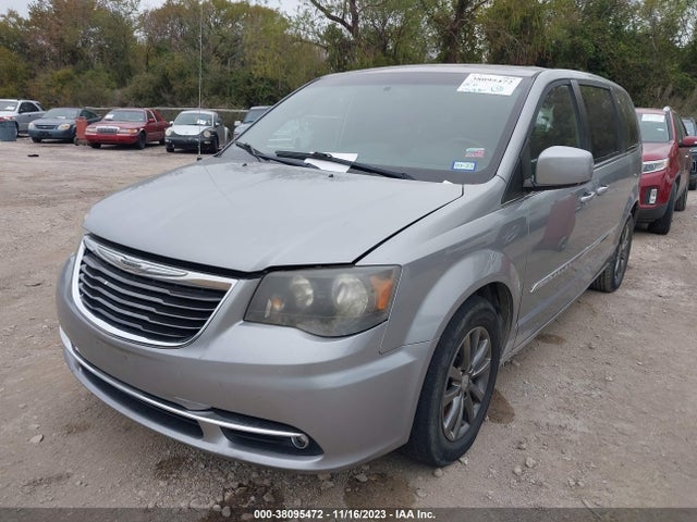 2C4RC1HG2FR520575 Chrysler Town & Country S