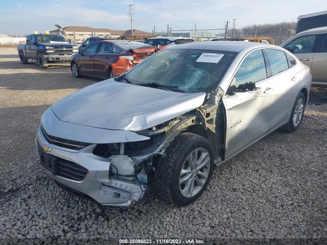 Chevrolet MALIBU LT 2018 1G1ZD5ST1JF210355 Image 2