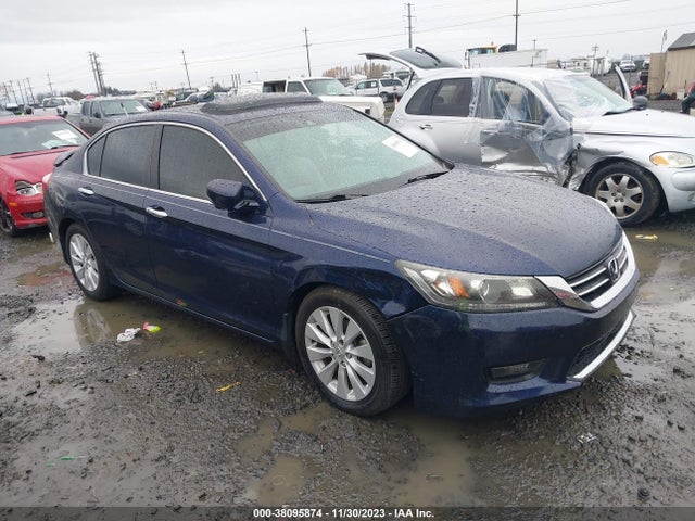 2014 1HGCR2F85EA152144 main image