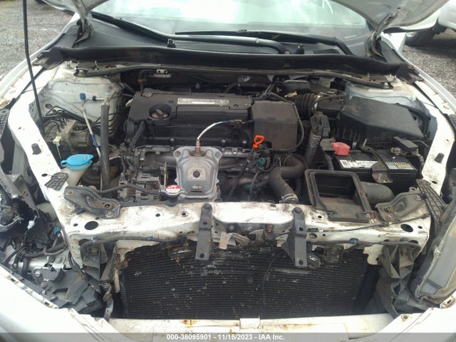 2015 HONDA ACCORD SPORT VIN: 1HGCR2F59FA222008