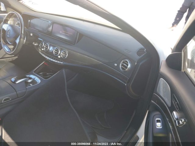 WDDUG8CB7GA259796 Mercedes-Benz S 550