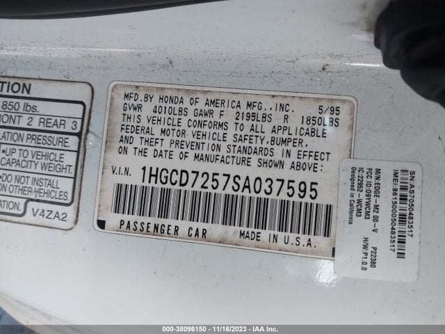 1995 HONDA ACCORD EX VIN: 1HGCD7257SA037595