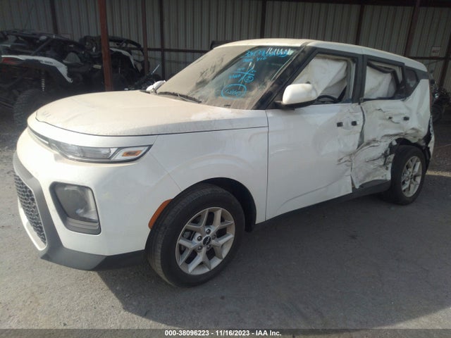 KIA SOUL LX 2022 KNDJ23AU8N7161664 Image 2